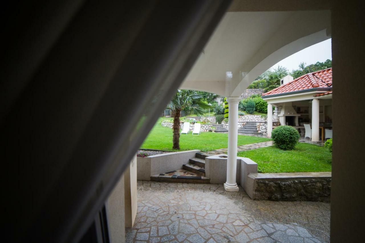 Apartments Villa Majda Matulji Exteriér fotografie